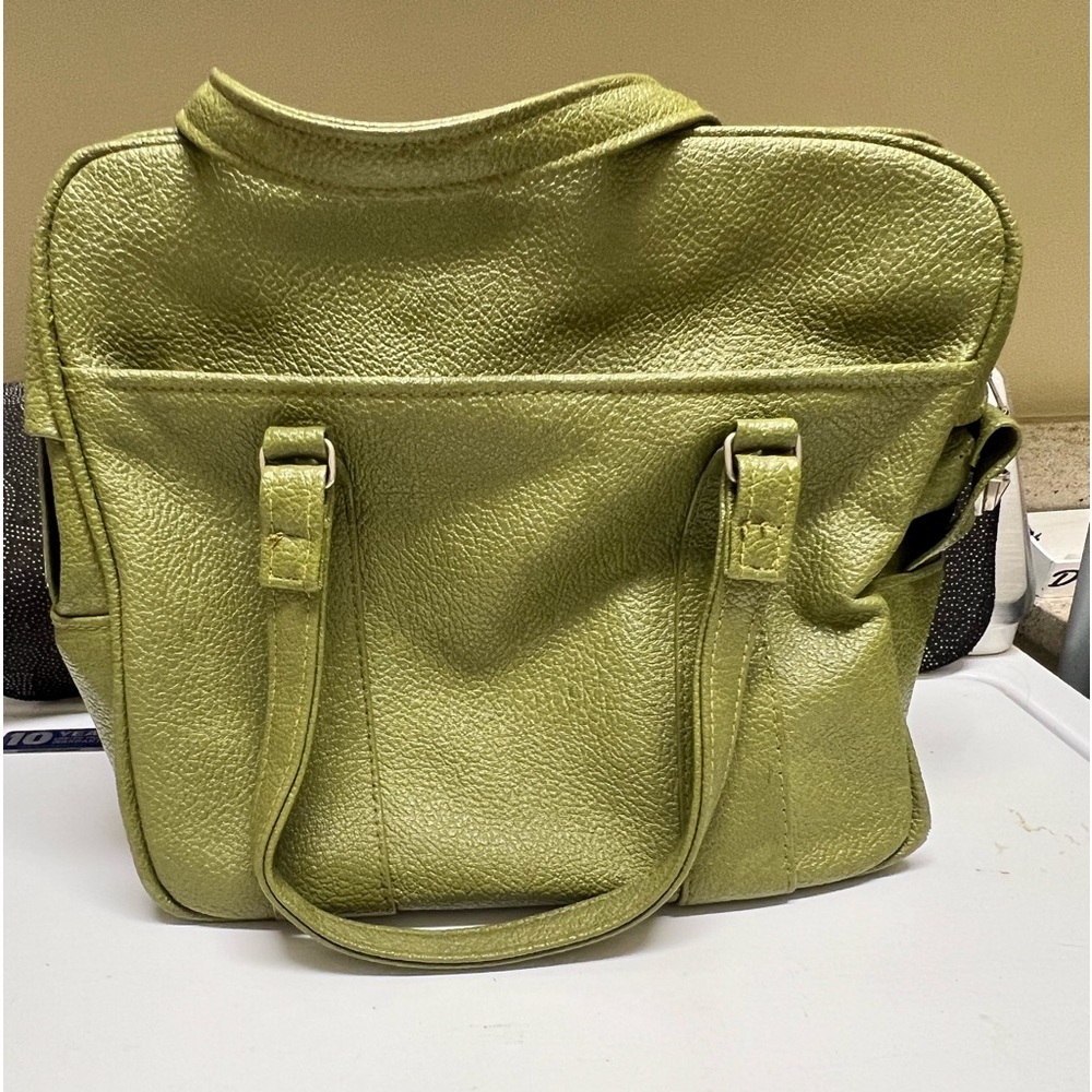 Vintage 1960’s Royal Traveller Medalist Shoulder Tote Bag Luggage Avocado Green